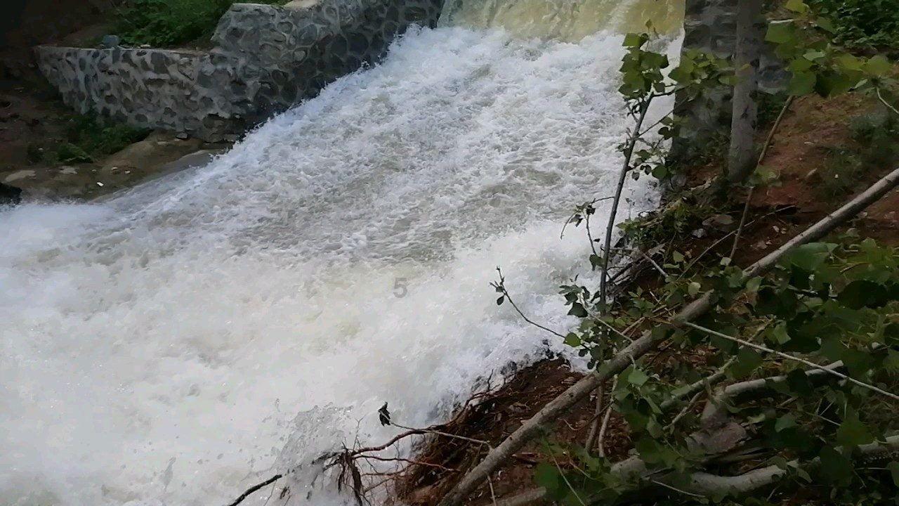 寒潮来袭  四川华蓥为高寒山区困难群众送温暖